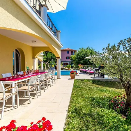Orhidea By Interhome Marcici