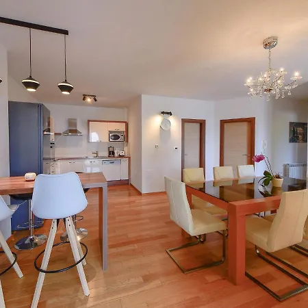 Orhidea By Interhome * Marcici